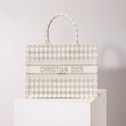 Book Medium Tote - Ivory,...