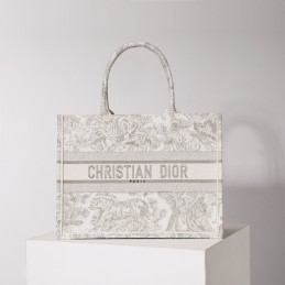 Book Medium Tote - Ivory,...