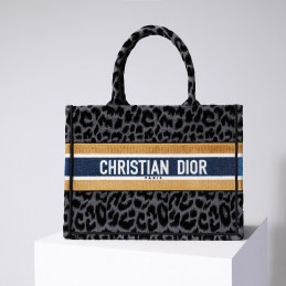 Book Medium Tote - Grey,...