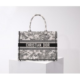 Book Medium Tote - Black...
