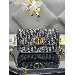 30 Montaigne Medium Bag -...