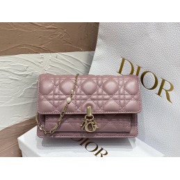 Lady Small Pouch...