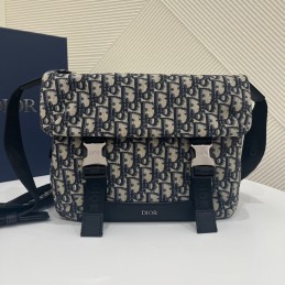 Explorer Messenger Bag -...