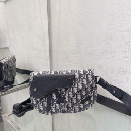 Saddle Medium Pouch - Navy,...