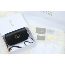 30 Montaigne Medium Bag -...