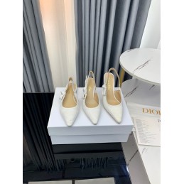 Sandals - Ivory, Suede...