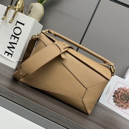Puzzle Medium Bag - Camel,...