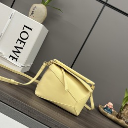 Puzzle Edge Mini Bag - Pale...