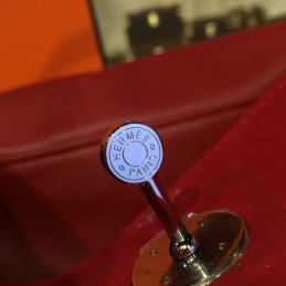 Red Lindy 30 Bag Twilly Handle