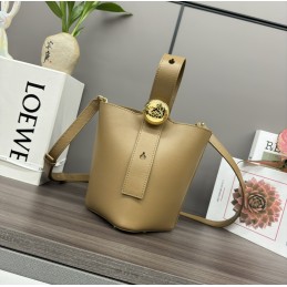 Pebble Mini Bucket Bag -...