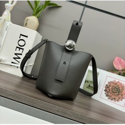 Pebble Mini Bucket Bag -...