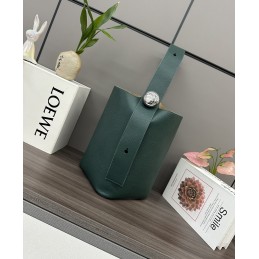 Pebble Small Bucket Bag -...