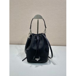 Bucket Bag - Black, Leather