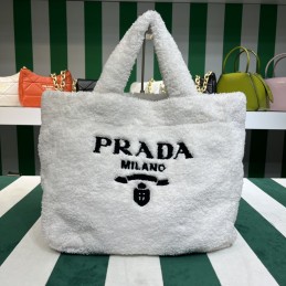 Tote - White, Terry