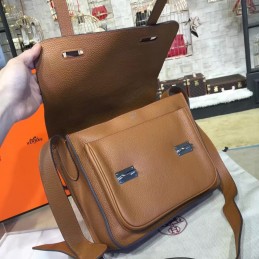 Tan Leather Messenger Steve Caporal 28 Tan Leather Messenger Bag