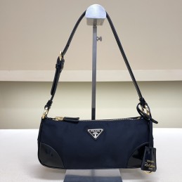 Re-Edition Crossbody Bag -...
