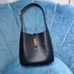 Le 5 à 7 Small Hobo Bag -...