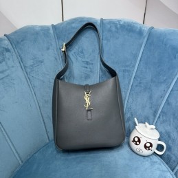 Le 5 à 7 Small Hobo Bag -...