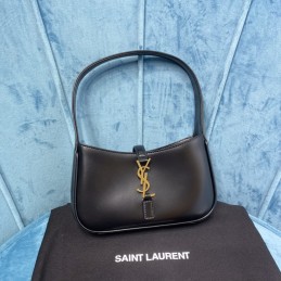 Le 5 à 7 Mini Bag - Black,...