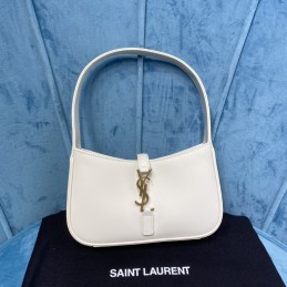 Le 5 à 7 Mini Bag - White,...