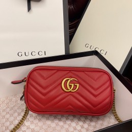GG Marmont Small Camera Bag...
