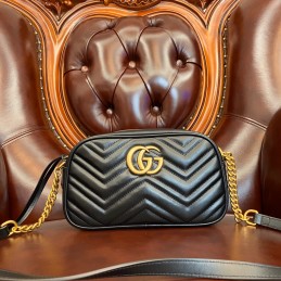 GG Marmont Small Camera Bag...