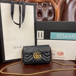 GG Marmont Super Mini Bag -...
