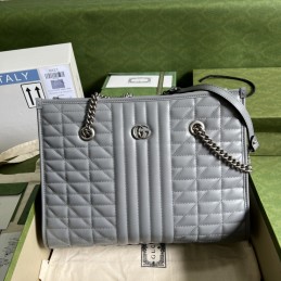 GG Marmont Medium Tote Bag...