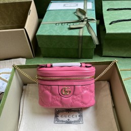 GG Matelasse Mini Vanity...