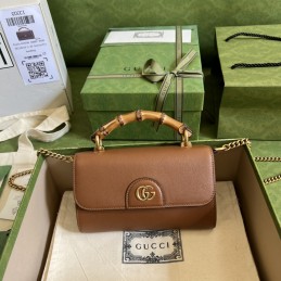 Diana Mini Shoulder Bag -...