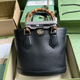 Diana Small Tote Bag 22cm -...