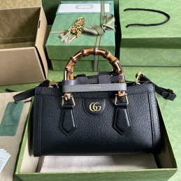 Diana Small Shoulder Bag -...