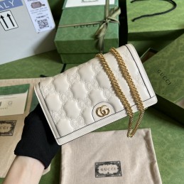 GG Matelasse Chain Wallet -...