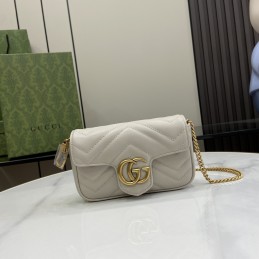 GG Marmont Super Mini Bag -...
