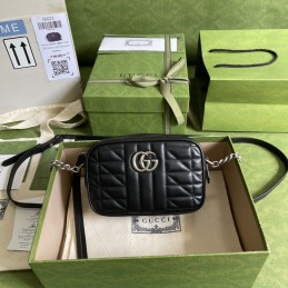 GG Marmont Small Camera Bag...