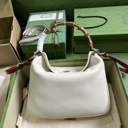 Diana Medium Shoulder Bag -...
