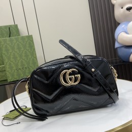 GG Marmont Small Camera Bag...