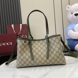 GG Emblem Medium Tote Bag -...