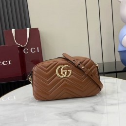 GG Marmont Small Camera Bag...
