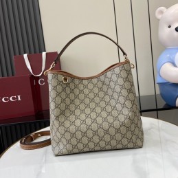 GG Emblem Medium Bucket Bag...