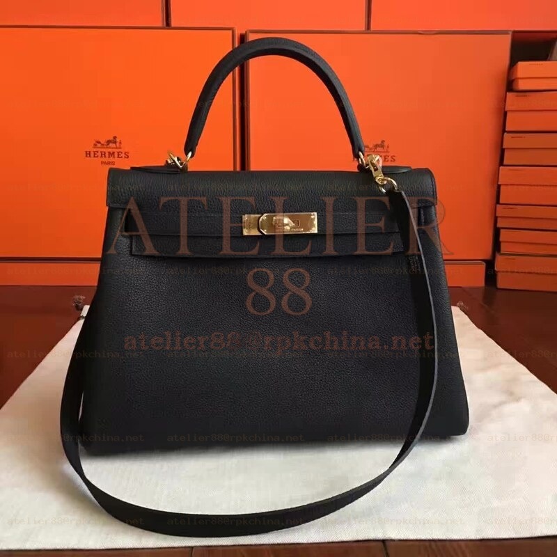 Black Kelly 28 Smooth Leather Gold Hardware Bag