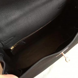 Black Kelly 28 Smooth Leather Gold Hardware Bag