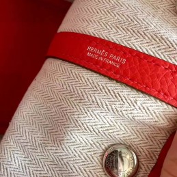 Red Garden Party 30 Textured Leather Bag