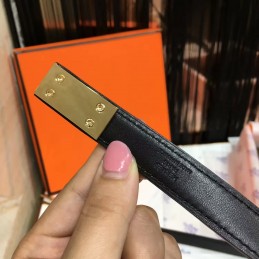 Black White Reversible Gold H Buckle Leather Belt