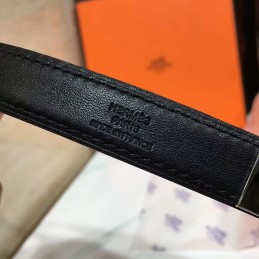 White and Black Reversible H Buckle Leather Belt