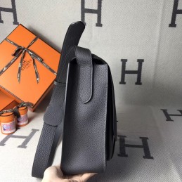 Black Steve Caporal 35 Messenger Smooth Leather Bag