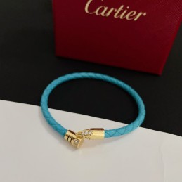Juste Un Clou Turquoise...