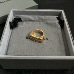 Engraved Signet Ring Gold