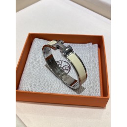 Clic H Enamel Bracelet...