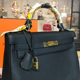 Black Kelly 28 Gold Hardware Bag